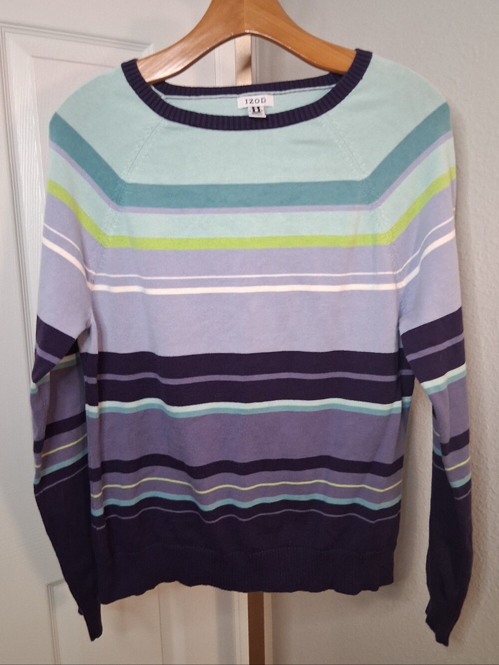 Izod Colorful Striped Sweater Large